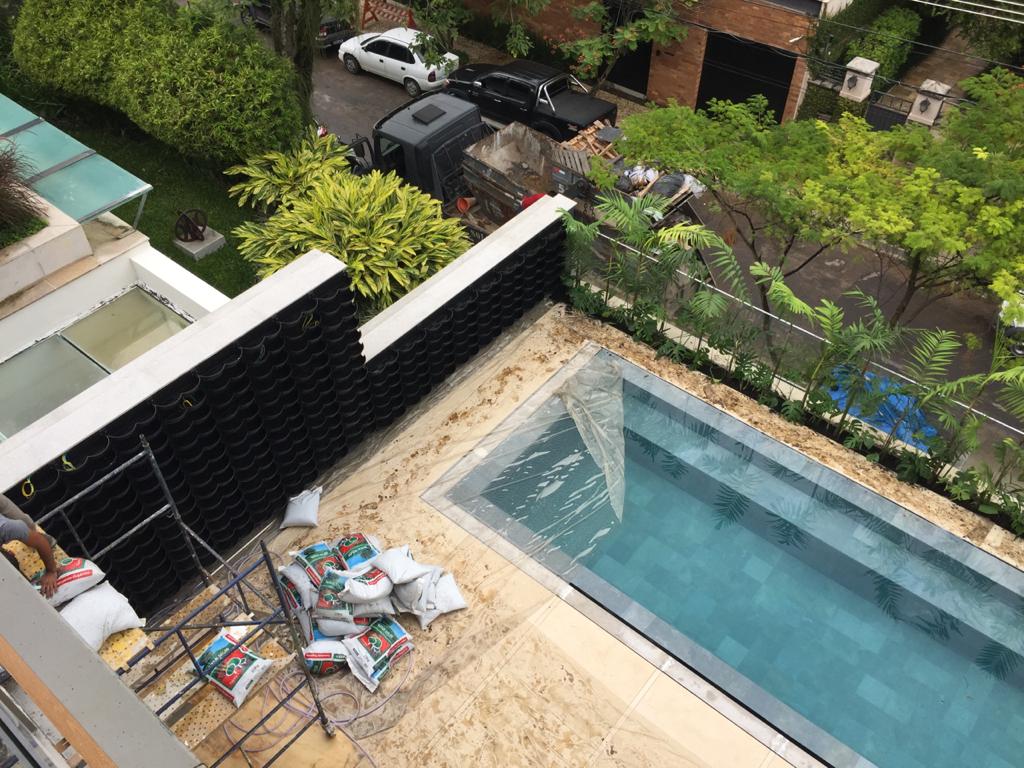 Parede Verde_Residência Cond. Jardim Pernambuco_Leblon 4.jpeg